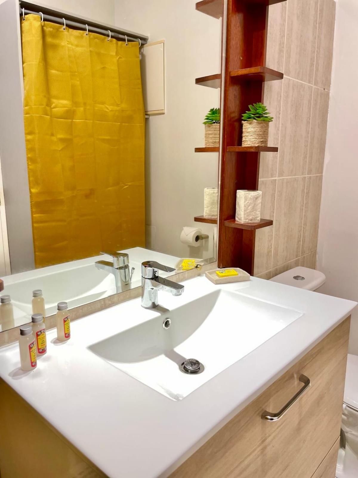 Studio Sunny - Pool - Wifi - Ac Papeete Εξωτερικό φωτογραφία